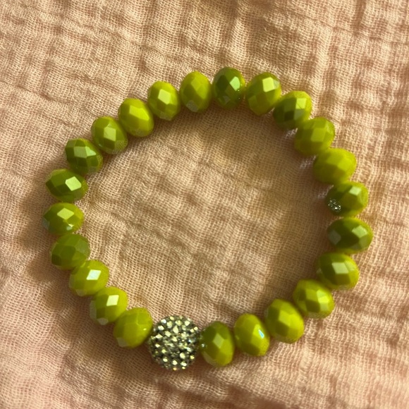 Bracelets - Picture 6 of 9